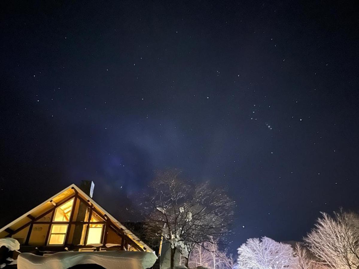 Log Hotel The Maple Lodge Iwamizawa Exterior photo